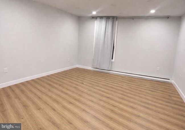 Foto del edificio - 504-506 Pine Hill St