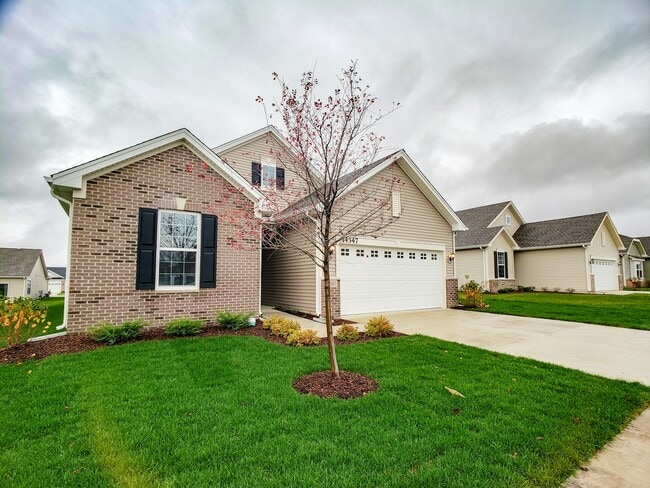 Building Photo - 14347 Clover Ave