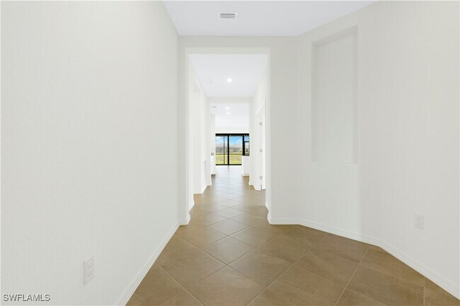 Building Photo - 14640 Palamos Cir
