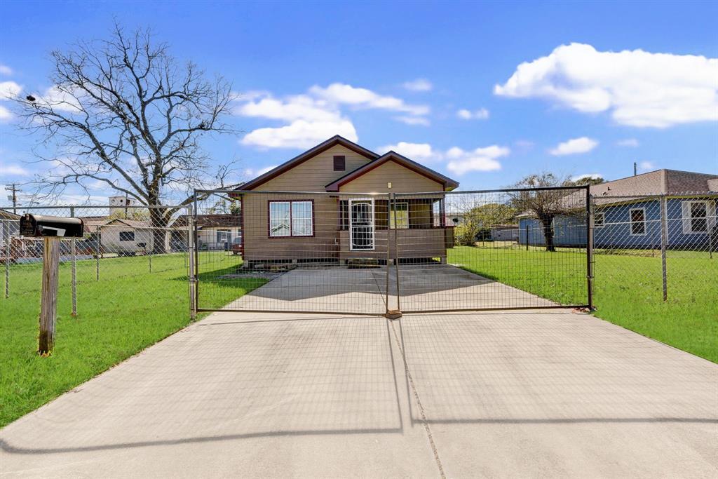 Foto principal - 809 4th St N