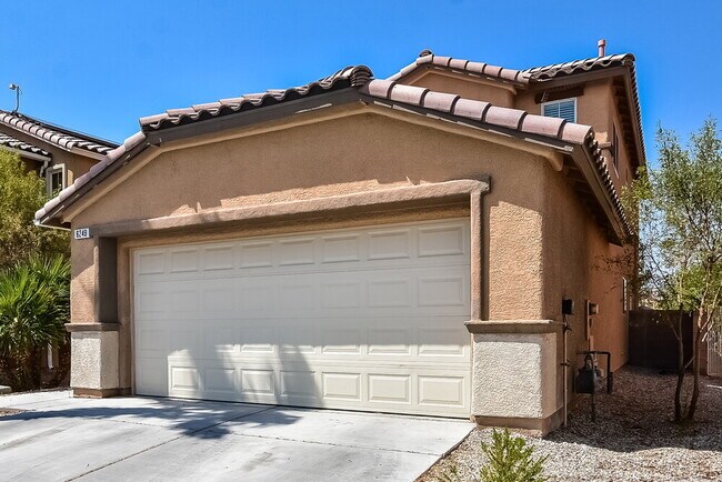 Foto del edificio - 6249 Capehart Falls St