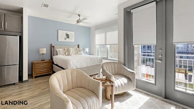 Building Photo - 3001 Crockett St