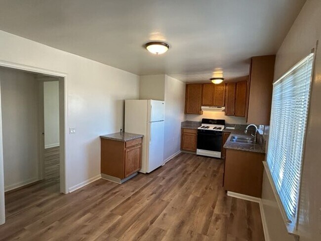 Foto del edificio - CM251L