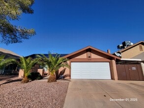 Building Photo - 6580 Candleberry Rd