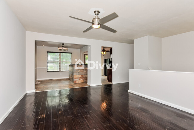 Building Photo - 9257 Cozens Ave, Saint Louis, MO 63136