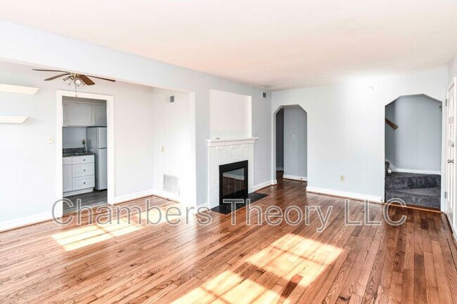 Building Photo - 6903 Kincaid Ave