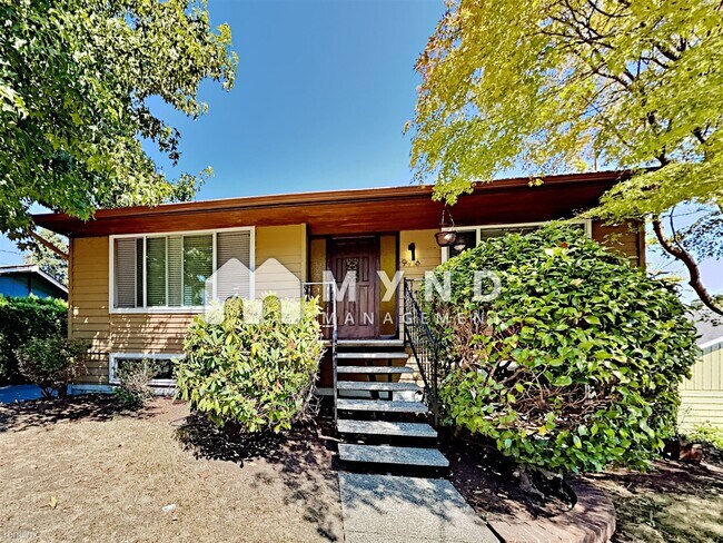 Building Photo - 5 br, 2 bath House - 9916 Beacon Ave S