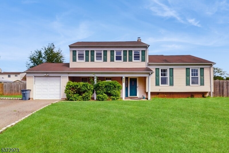Foto principal - 284 Westfield Ave