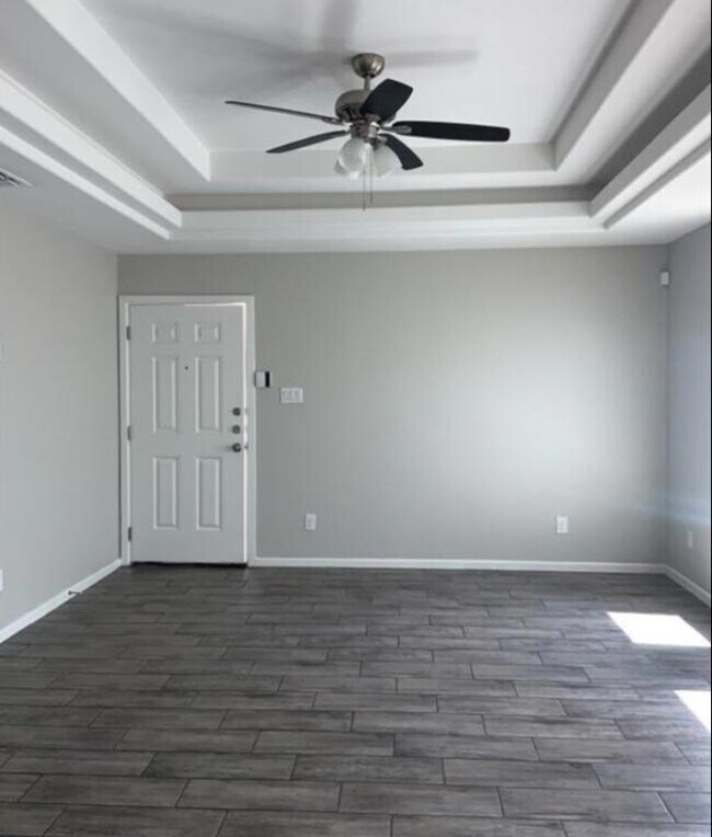 Foto del edificio - 1417 Alta Vista Dr
