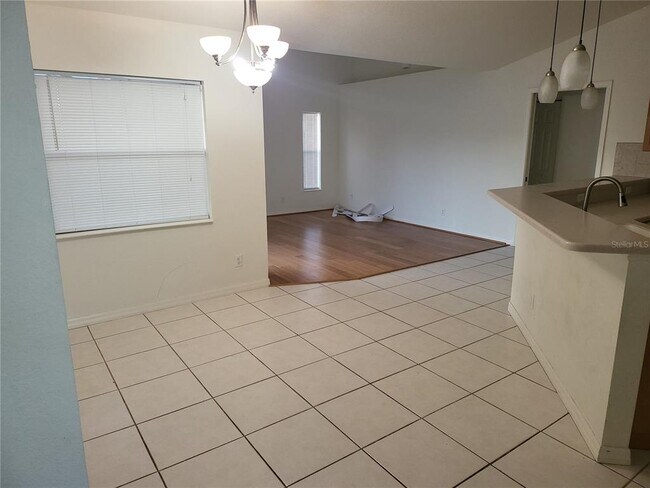 Building Photo - 351 Flamingo Rd