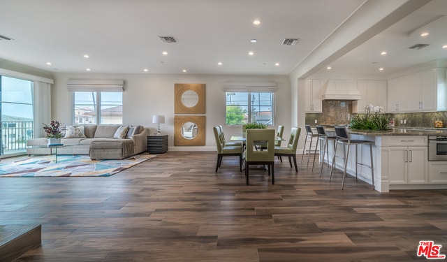 Foto del edificio - 810 S Catalina Ave