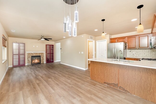 Foto del edificio - 3 Bed 2.5 bath Home available in desirable...