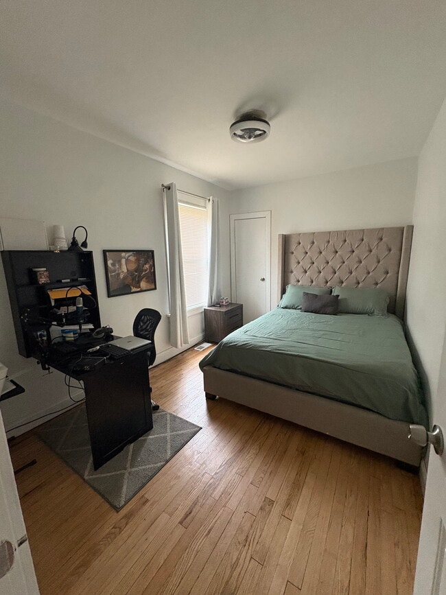 Building Photo - 10146 S Wentworth Ave