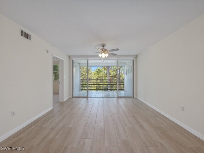 Foto del edificio - 285 Naples Cove Dr