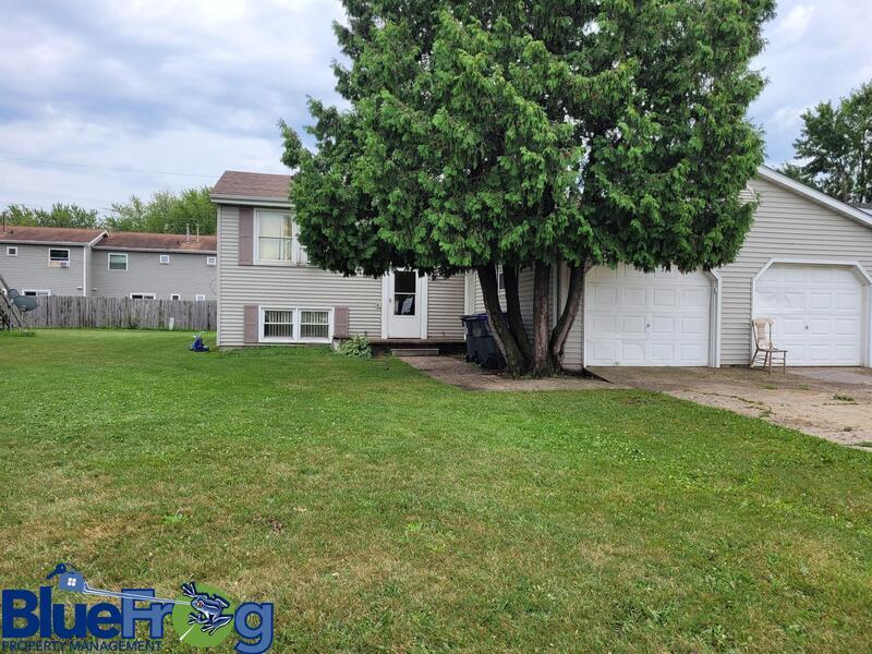 324 Joseph St, Neenah, WI 54956 Condo for Rent in Neenah, WI