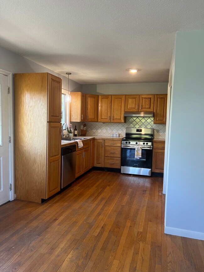 New appliances, sink and faucet - 5 Boiling Spring Ave