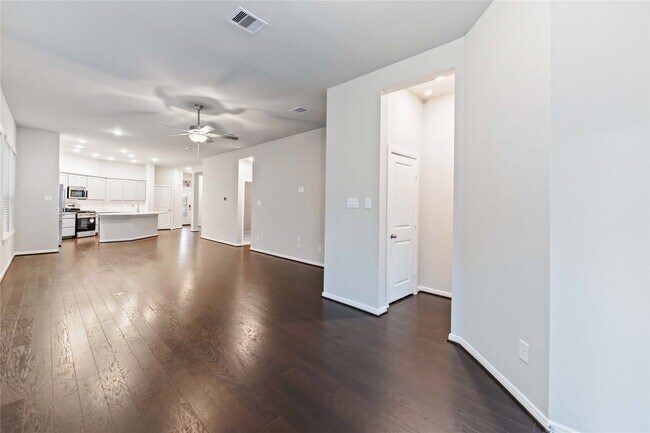 Foto del edificio - 7334 Lake Arrowhead Ln