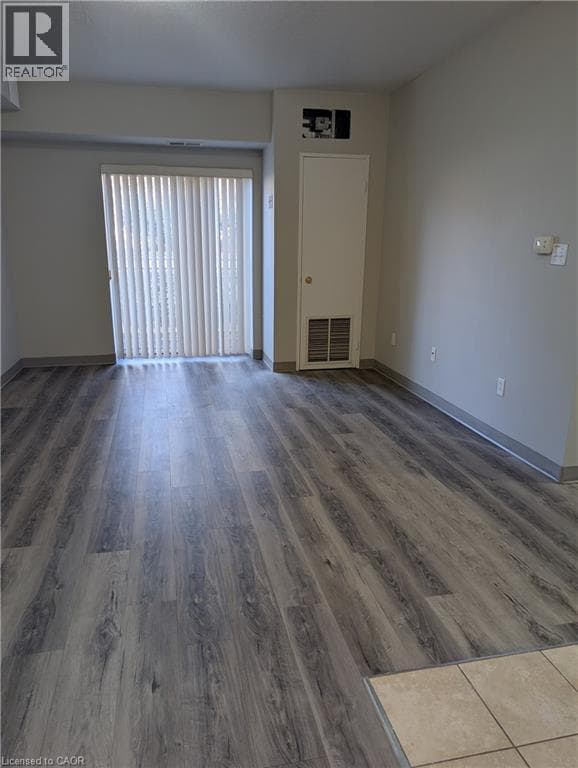 Building Photo - 736 Old Albert St