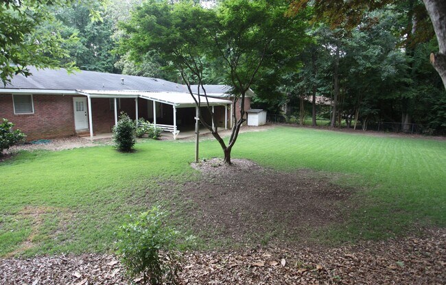 Foto del edificio - Beautiful Home Available Now!