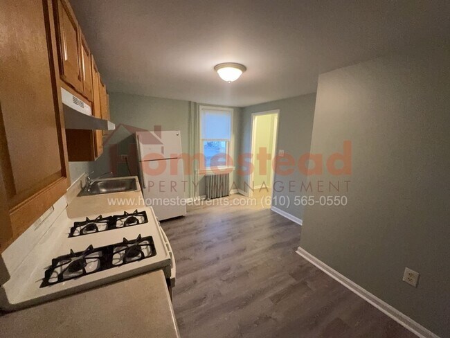 Foto del edificio - 640 Sharon Ave