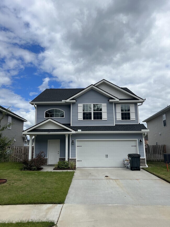 Building Photo - 159 Hamlet Ct