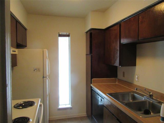 Building Photo - 12888 Montfort Dr