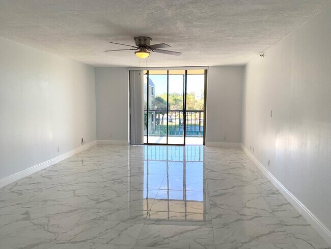 Photo - 2788 Tennis Club Dr Apartment