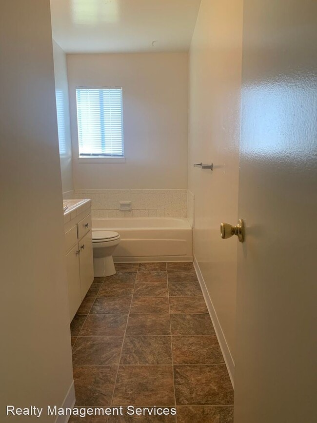 Building Photo - 3 br, 2 bath House - 5913 Akers Rd.