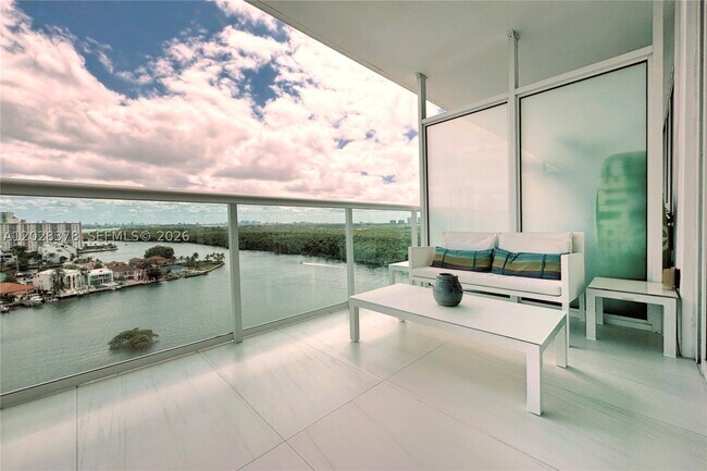 Foto del edificio - 400 Sunny Isles Blvd