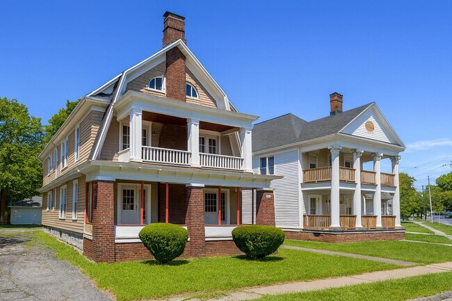 Foto del edificio - 713 Onondaga Ave