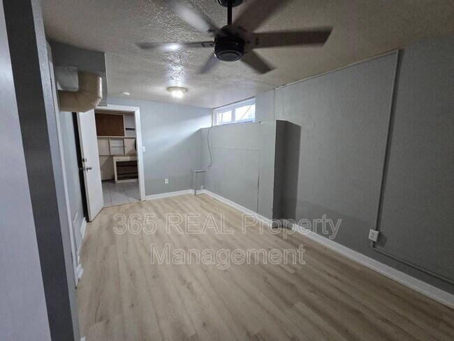 Foto del edificio - 1820 8th Ave