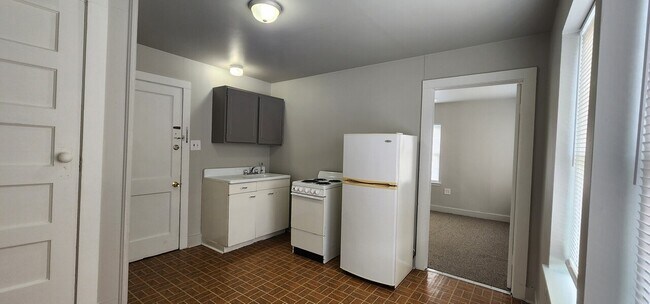 Building Photo - Mink Place Apartments