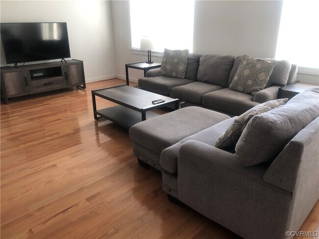 Foto del edificio - 1205 Bainbridge St