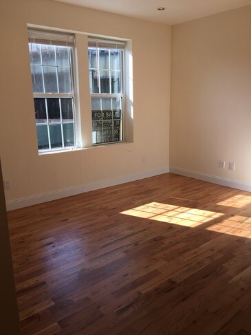 Foto del edificio - 41-53-53 53rd St