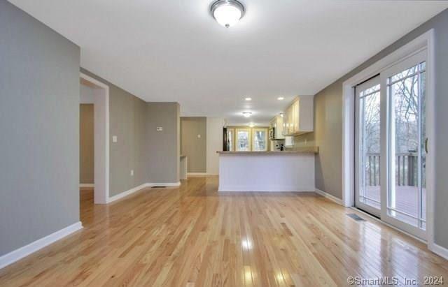 Foto del edificio - 484 Manchester Rd