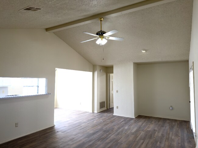 Foto del edificio - 9364 S 93rd E Ave