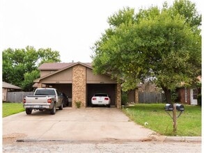 Building Photo - 1435 Yeomans Rd