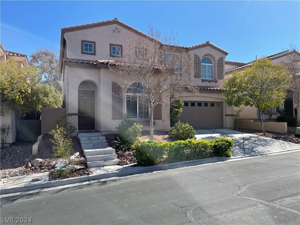 Primary Photo - 11717 Via Esperanza St