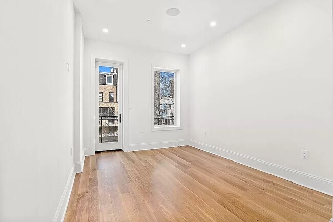Foto del edificio - 171 Madison St