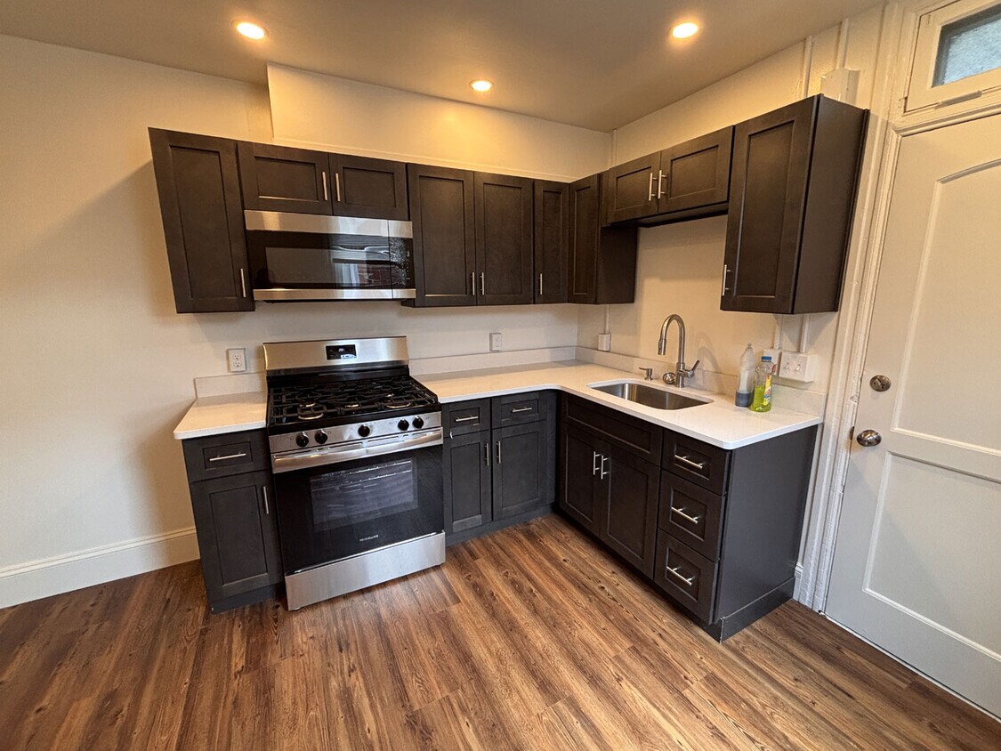 Foto principal - 1028 W King St