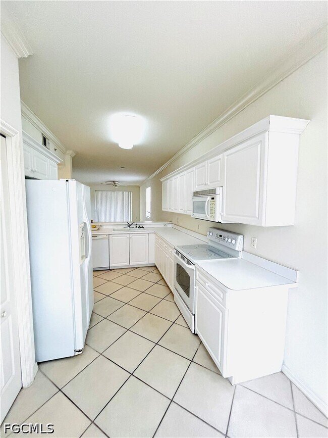Foto del edificio - 8450 Kingbird Loop