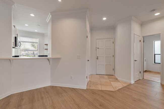 Photo - 103 Shorebird Cir Townhome