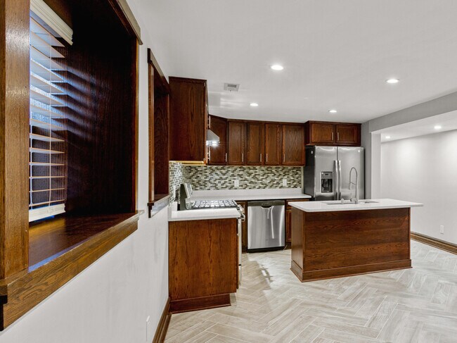 Foto del edificio - 5859 N Magnolia Ave