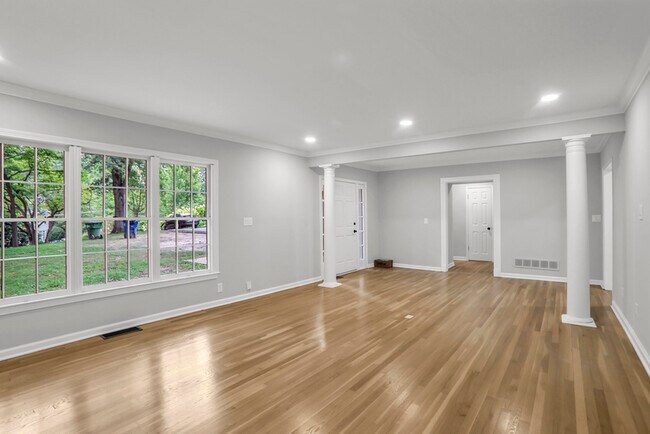 Foto del edificio - 2925 Arden Rd NW