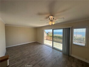 Building Photo - 2037 S Coast Hwy