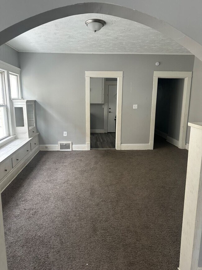 Foto del edificio - E104TH 4137/4139