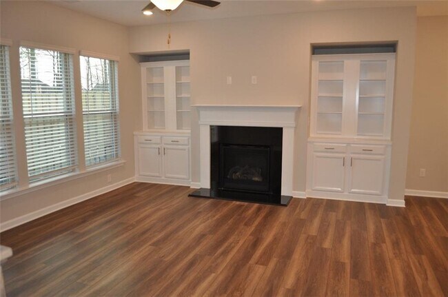 Foto del edificio - 1320 Endicott Ct