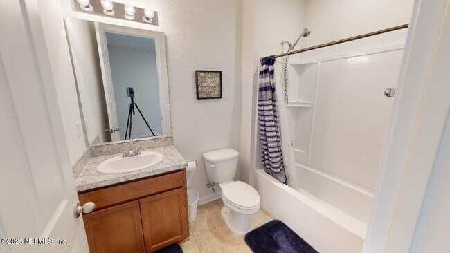 Building Photo - 2904 Laurel Springs Dr