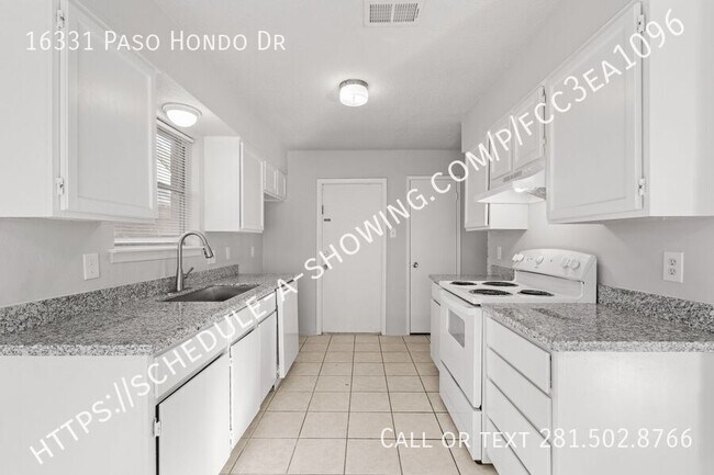 Building Photo - 16331 Paso Hondo Dr