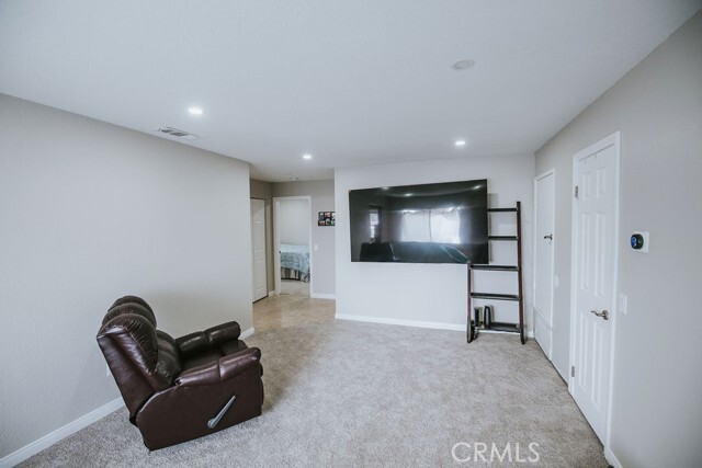 Building Photo - 1554 Border Ave
